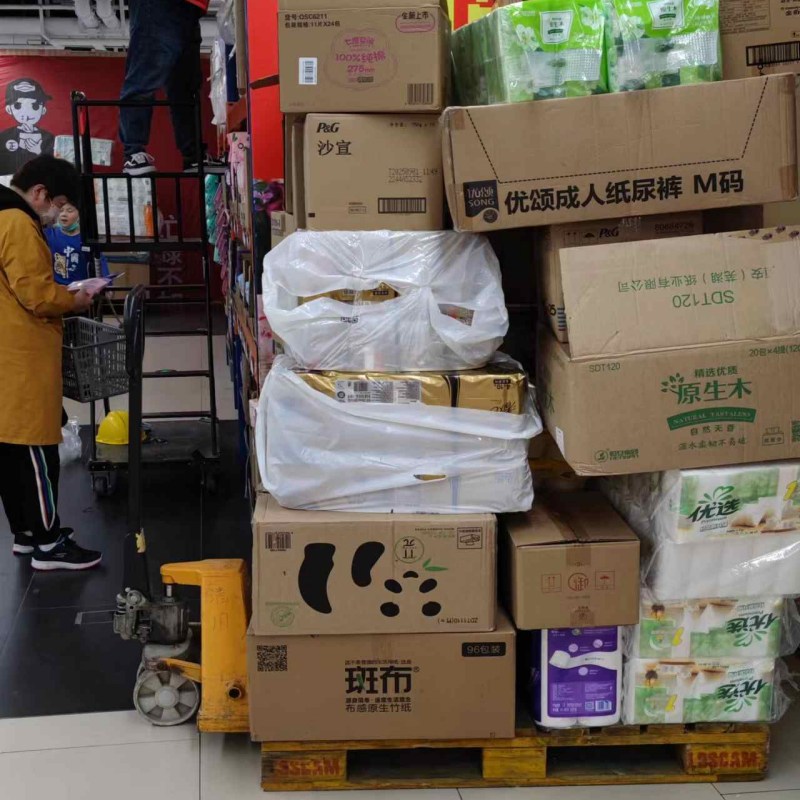 Ручний домкрат NEOlift працює в супермаркеті Yonghui