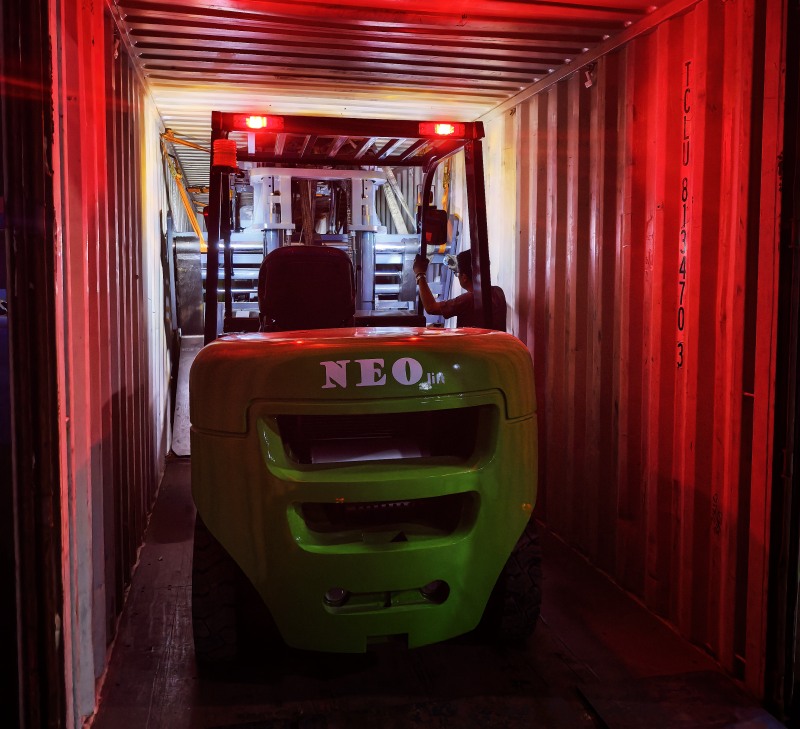 NEOlift Forklift